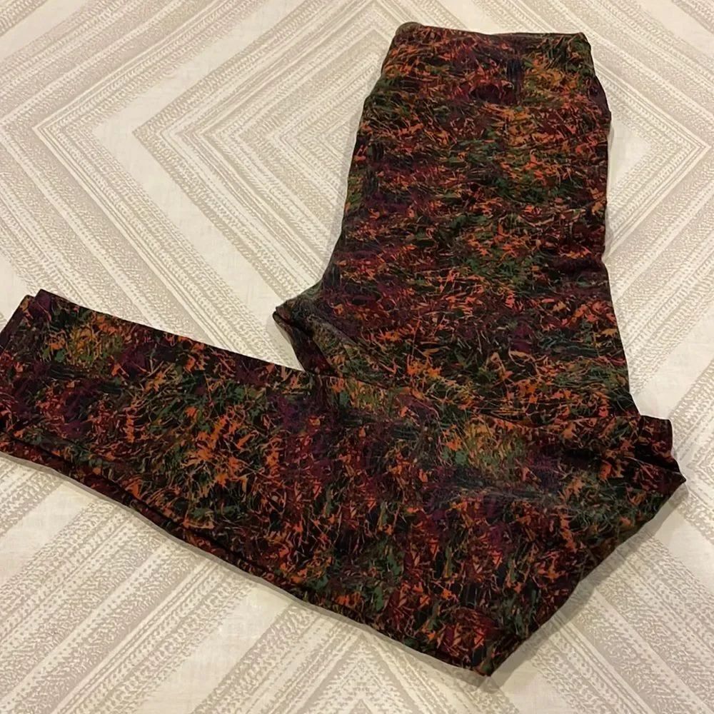 LulaRoe Womens One Size Splatter Soft Leggings